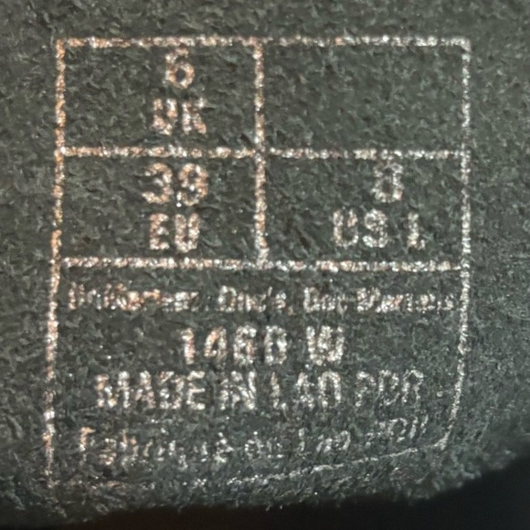 Dr. Martens unisex smooth Black Leather Lace-Up Boots size US 8 - Picture 7 of 8